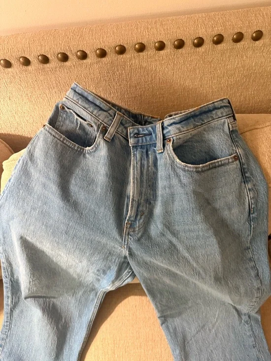 Abercrombie Straight-Leg Jeans - Picture 2 of 3